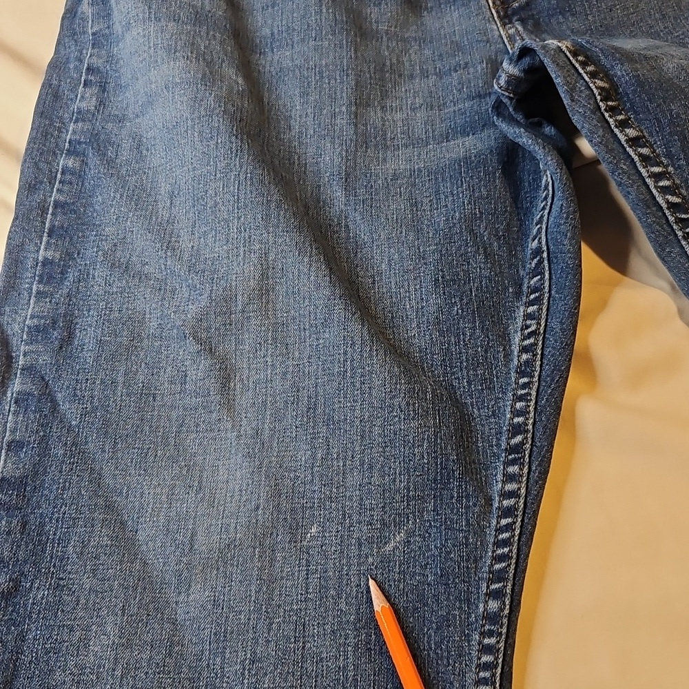 Mens Blue Jeans 40x30 Athletic Fit - Picture 6 of 6